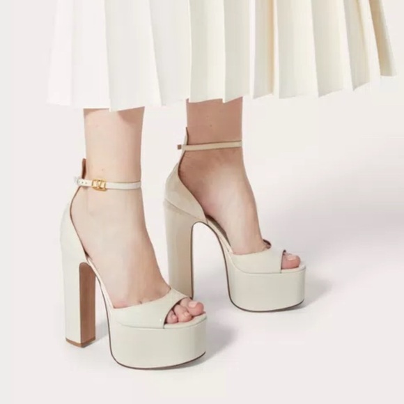 Valentino Shoes - Valentino Garavani  Cream High Heel Platform Sandals
